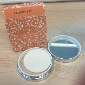 Fresh Face Luster Powder (Cloudy Bay) 0.42 gr
